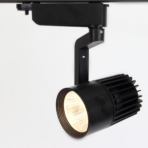 Светодиодный светильник трековый GDD-147 3L 3X22